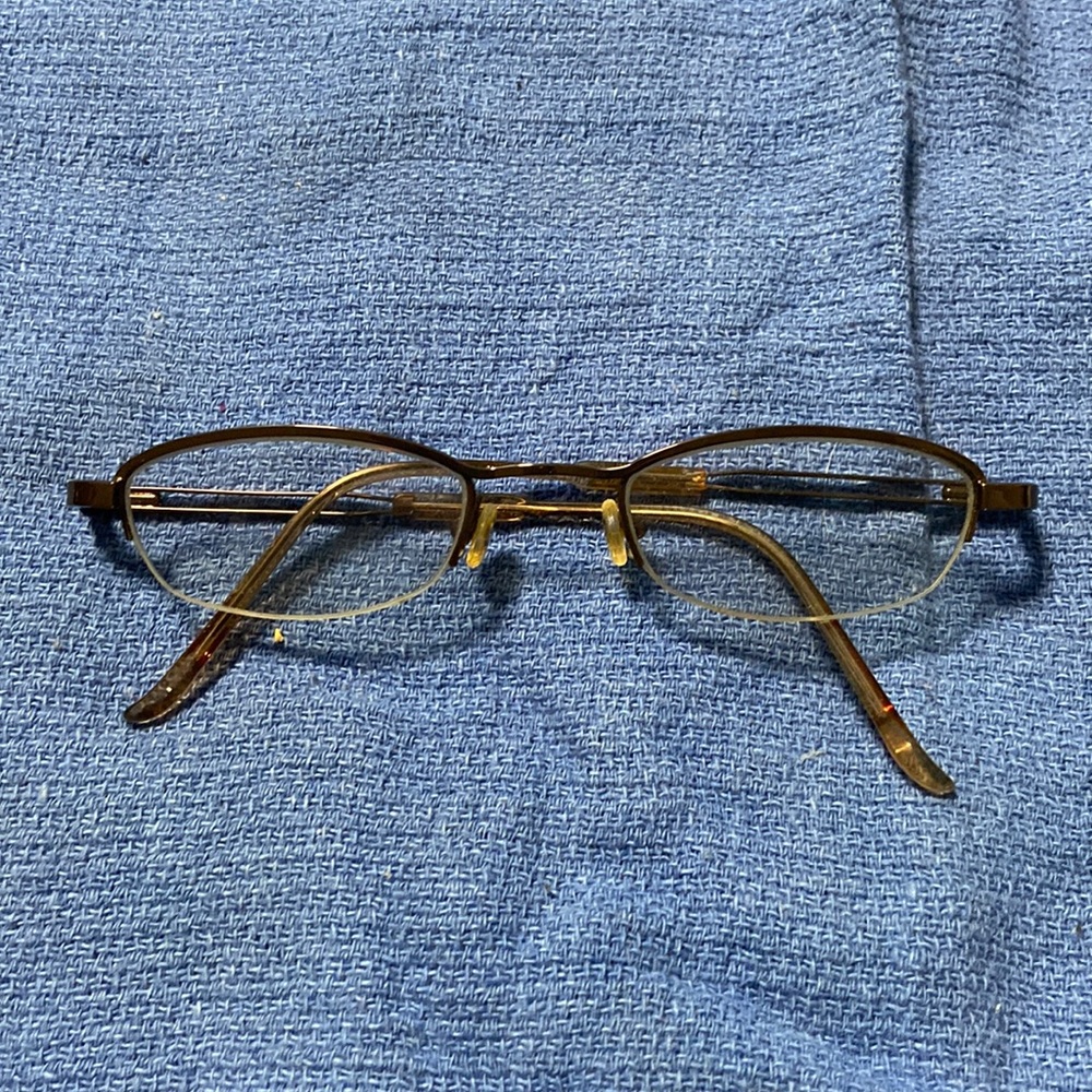 Rimless eyeglass frame